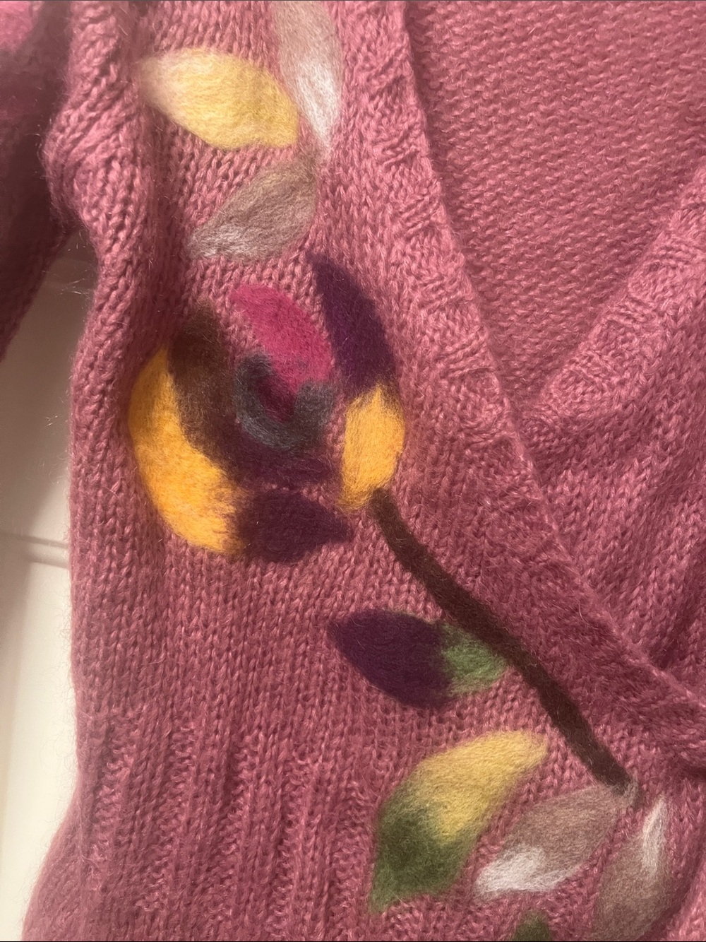 Desigual Mauve Wrap Cardigan with Multicolor Felt Floral Accents (Bin 2-80) - Picture 3 of 7